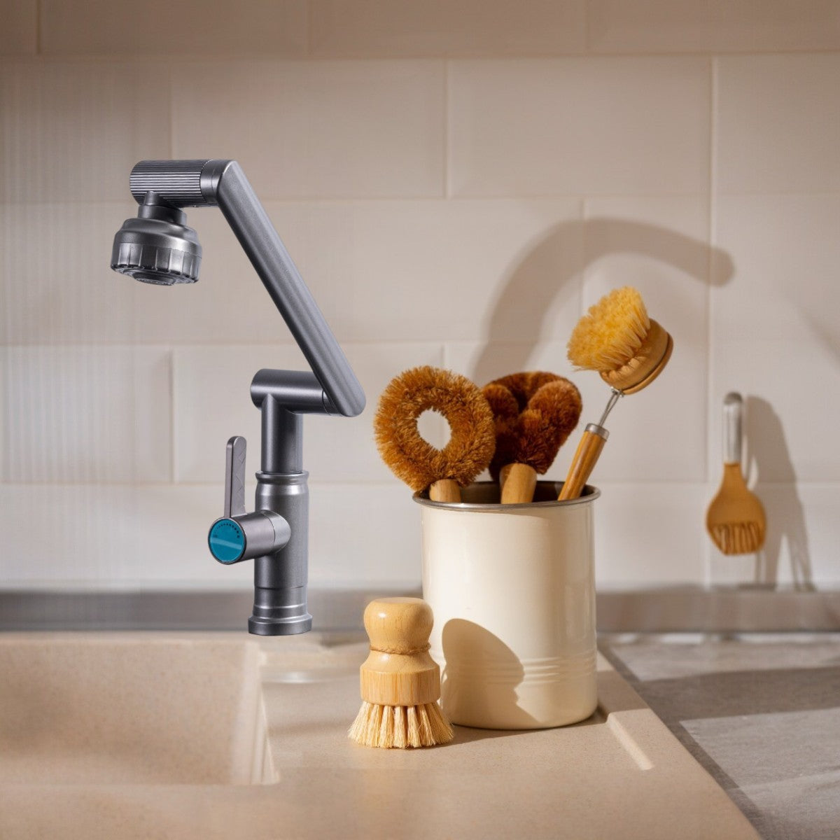 Baterie chiuveta pentru o singura alimentare cu apa, (cald sau rece), rotire 360°, multifunctionala, cu design modern, Naimeed D6186, Gri