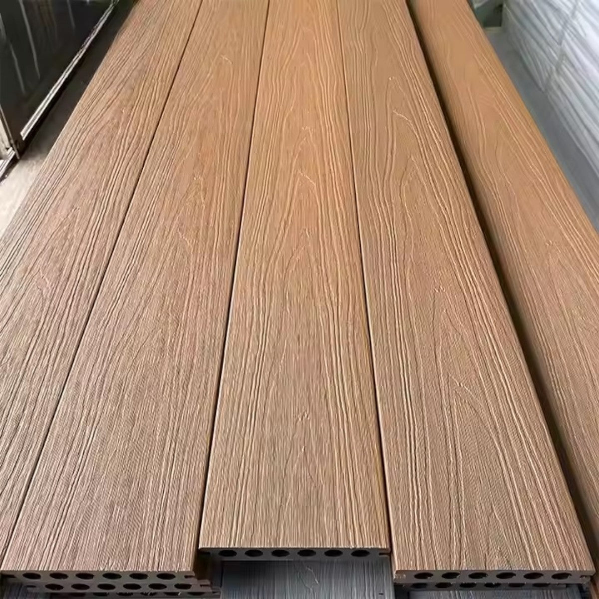 Pardoseala decking terasa din compozit WPC, Naimeed D6483, rezistenta sporita, 290x14x2.5cm, Caramiziu