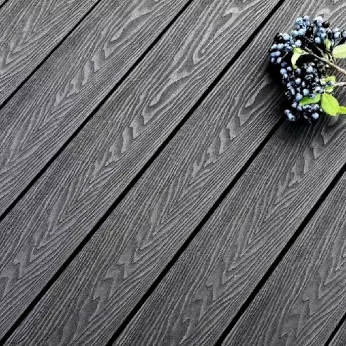 Pardoseala decking terasa din compozit WPC, Naimeed D7488, rezistenta sporita, 280x14x2.5cm, Maro ciocolatiu
