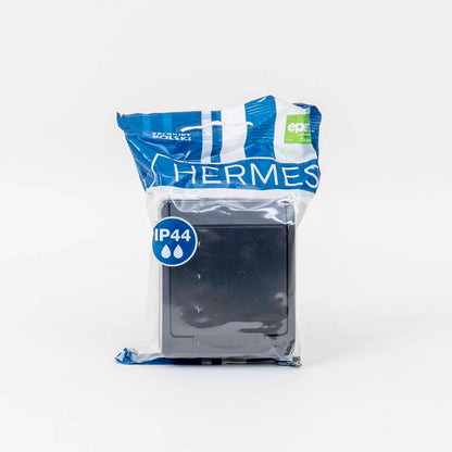 Priza simpla cu capac negru HERMES, 16A/250, IP44 / ELPL-0324-07