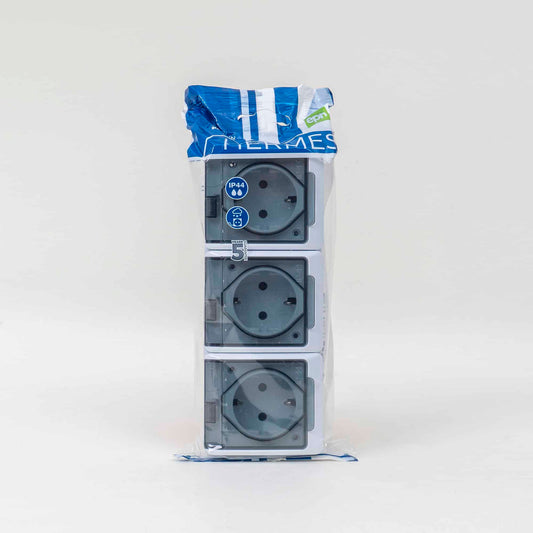 Priza tripla cu capac transparent HERMES, 16A/250, IP44 / ELPL-0326-01