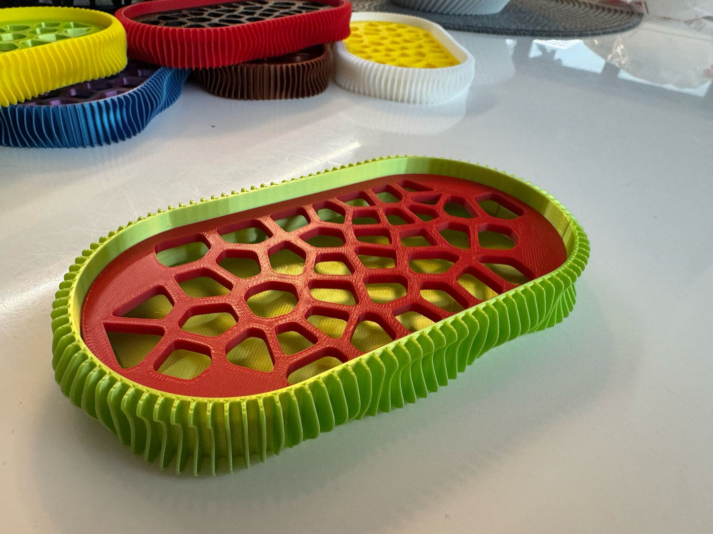 Sapuniera 3D, model Wave