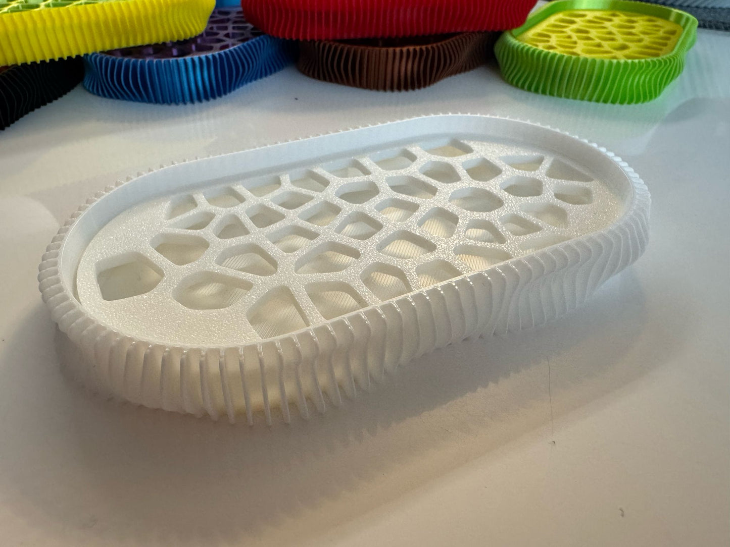 Sapuniera 3D, model Wave