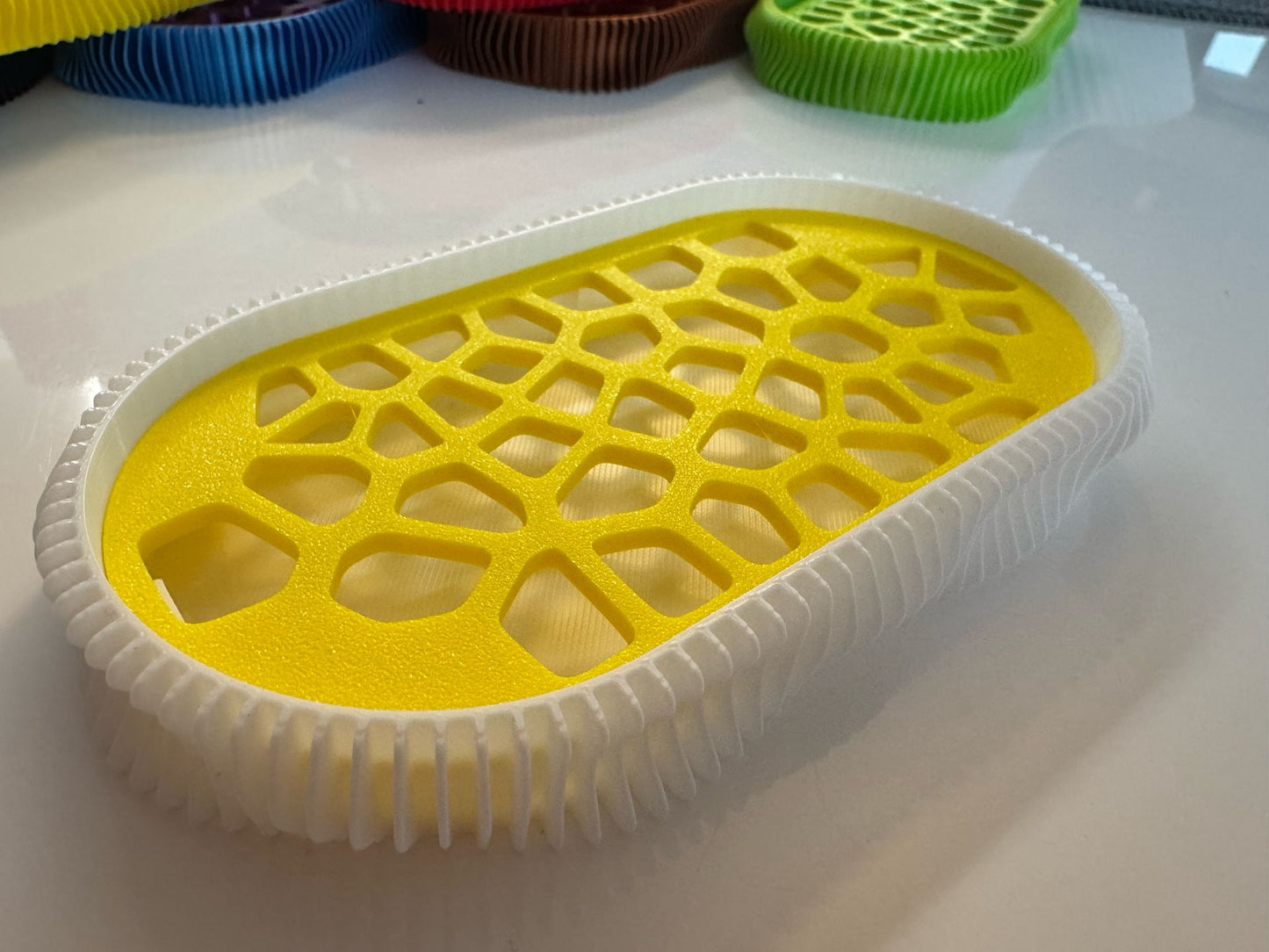 Sapuniera 3D, model Wave