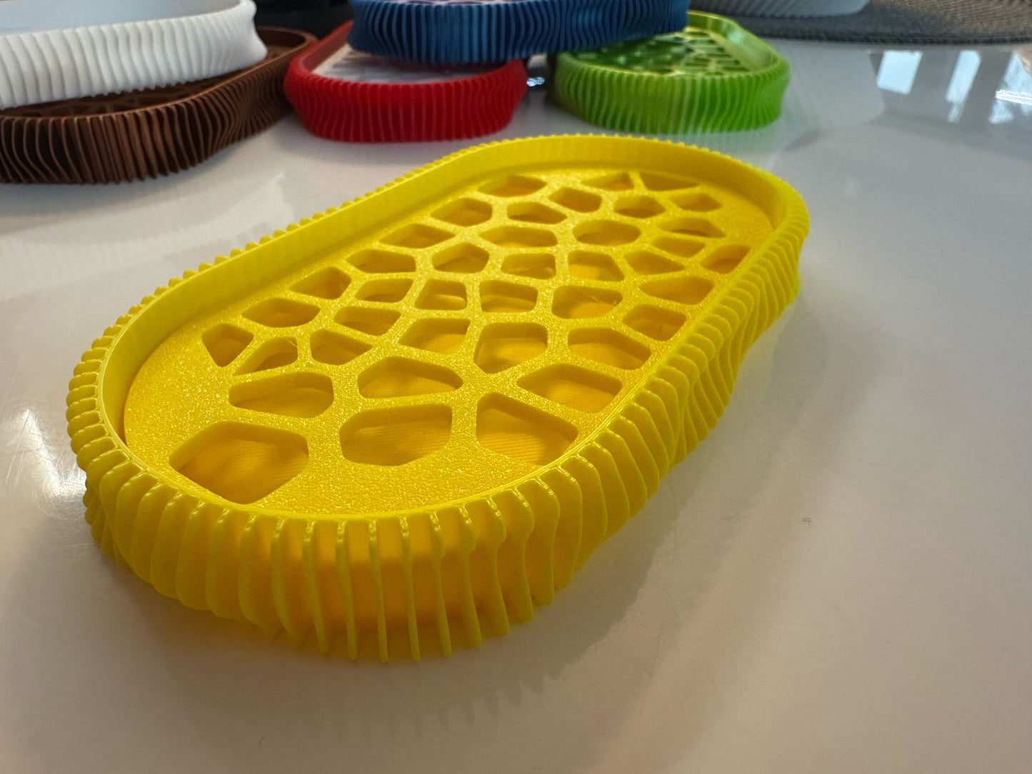 Sapuniera 3D, model Wave