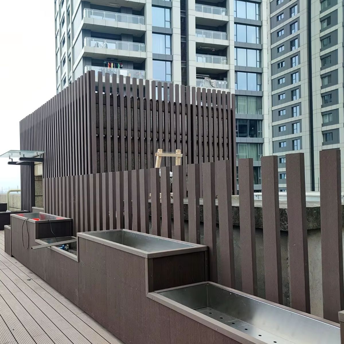 Profil ranforsat din WPC co-extrudat, Naimeed D7509, 280×8×8 cm, teac