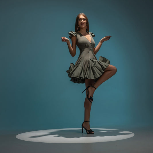 Rochie scurta clos din jersey cu clini si aripioare din in Laguna