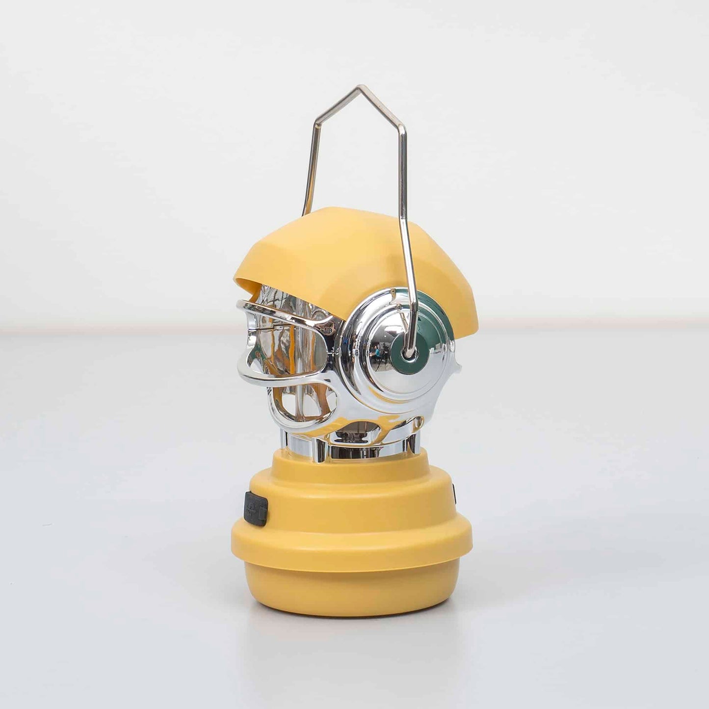 Felinar model robotel, 3 moduri de intensitate a luminii, USB, H14cm, galben / ZTS 8214