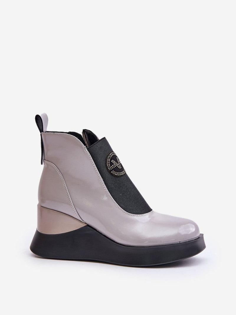 Botine cu talpă tip pană Step in style, Model 201547, Gri - material piele naturala  Căptușeală pătură de pantofi  Footbed pătură de pantofi  Înălţimea carâmbului 10.5 cm Înălţimea tocului 8 cm