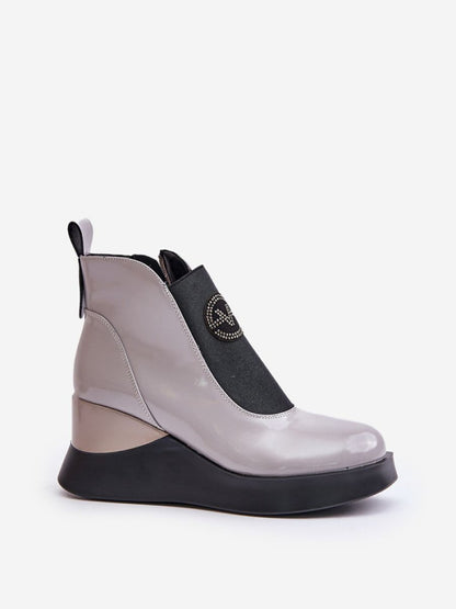 Botine cu talpă tip pană Step in style, Model 201547, Gri - material piele naturala  Căptușeală pătură de pantofi  Footbed pătură de pantofi  Înălţimea carâmbului 10.5 cm Înălţimea tocului 8 cm