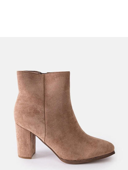 Botine cu toc Solea, Model 204826, Bej - material Zam din piele ecologică  Înălţimea tocului 8 cm