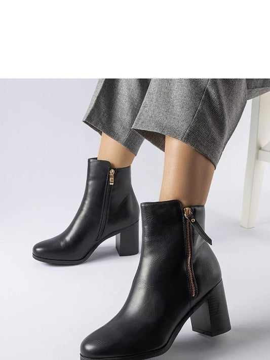 Botine cu toc Solea, Model 205097, Negru - material Zam din piele ecologică  Înălţimea tocului 8 cm