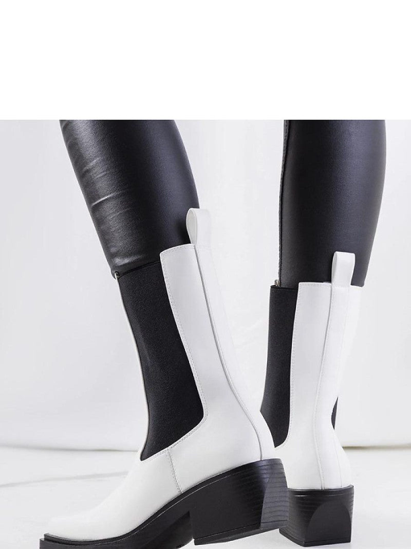 Botine cu toc Solea, Model 205158, Alb - Înălţimea tocului 5,5 cm