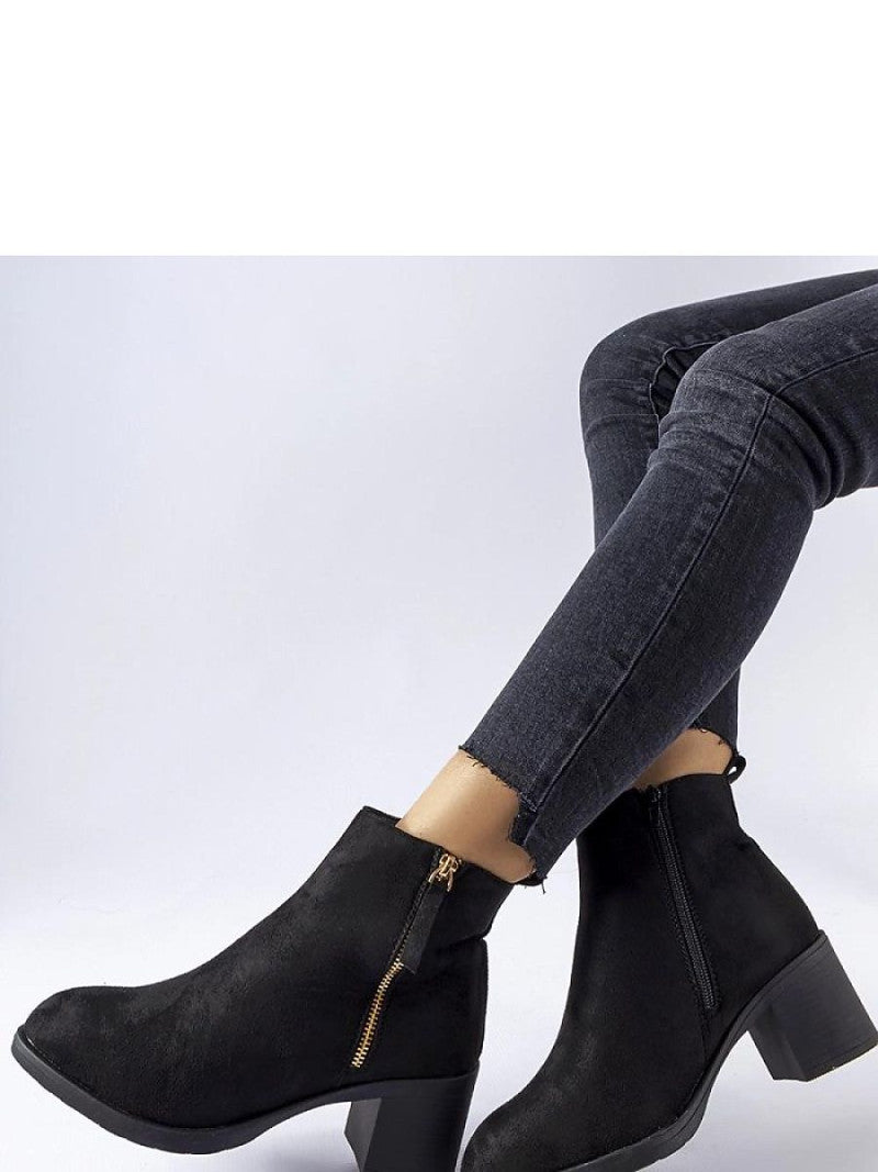 Botine cu toc Solea, Model 206545, Negru - material Zam din piele ecologică  Înălţimea tocului 6 cm