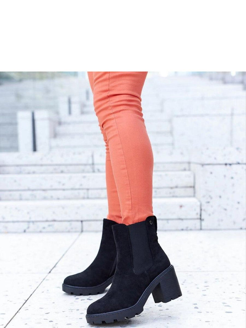 Botine cu toc Solea, Model 206546, Negru - material Zam din piele ecologică  Înălţimea tocului 8 cm