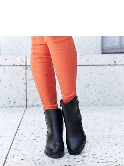 Botine cu toc Solea, Model 206548, Negru - material Zam din piele ecologică  Înălţimea tocului 5 cm