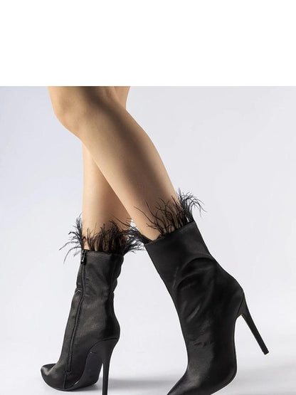 Botine cu toc Solea, Model 217675, Negru - material pânză  Footbed pânză  Înălţimea carâmbului 28 cm Înălţimea tocului 11 cm