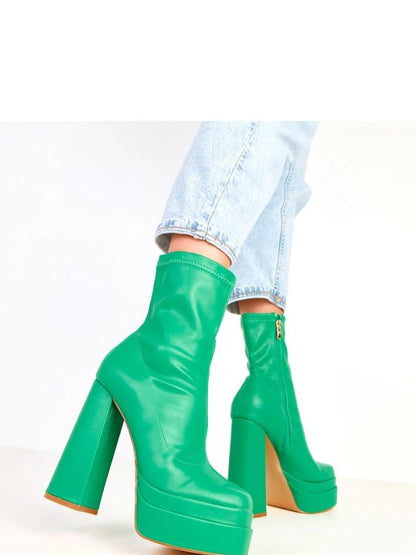 Botine cu toc Solea, Model 217894, Verde - material imitație de piele  Footbed pânză  Înălţimea carâmbului 17.5 cm Înălţimea tocului 15 cm Înălţimea platformei 5 cm