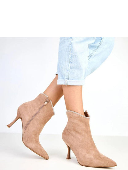 Botine cu toc Solea, Model 217907, Bej - material piele artificiala piele  Footbed pânză  Înălţimea carâmbului 12 cm Înălţimea tocului 8.5 cm