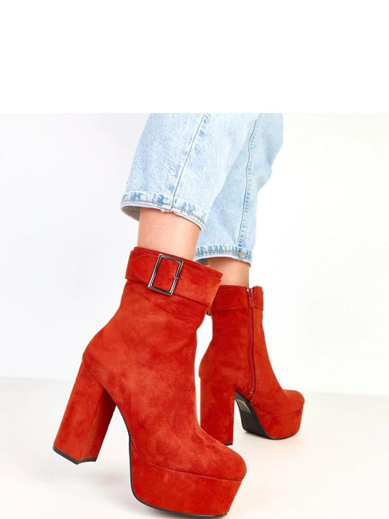 Botine cu toc Solea, Model 217921, Portocaliu - material piele artificiala piele  Footbed pânză  Înălţimea carâmbului 17 cm Înălţimea tocului 12 cm Înălţimea platformei 4.5 cm