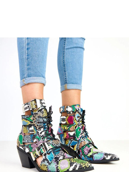 Botine cu toc Solea, Model 217930, Multicolor - material imitație de piele  Footbed pânză  Înălţimea carâmbului 14 cm Înălţimea tocului 7.5 cm