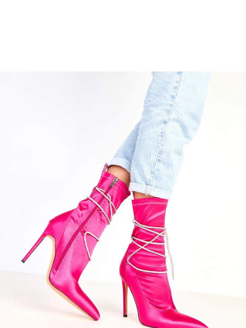 Botine cu toc Solea, Model 217943, Roz - material Satin  Footbed pânză  Înălţimea carâmbului 21 cm Înălţimea tocului 12 cm