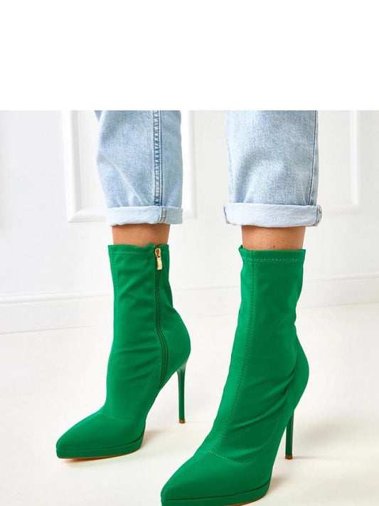 Botine cu toc Solea, Model 218157, Verde - material Satin  Footbed pânză  Înălţimea carâmbului 17 cm Înălţimea tocului 12 cm Înălţimea platformei 1 cm