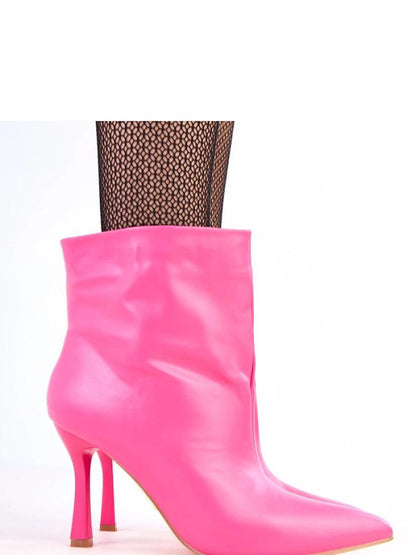 Botine cu toc Solea, Model 218543, Roz - material imitație de piele  Footbed pânză  Înălţimea carâmbului 13 cm Înălţimea tocului 9 cm