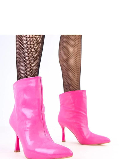 Botine cu toc Solea, Model 218545, Roz - material imitație de piele  Footbed pânză  Înălţimea carâmbului 13 cm Înălţimea tocului 9 cm