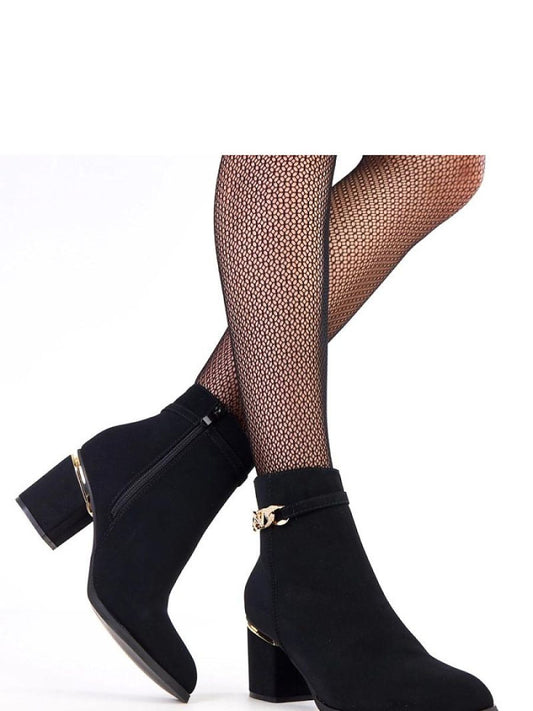 Botine cu toc Solea, Model 218555, Negru - material imitație de piele  Footbed pânză  Înălţimea carâmbului 19.5 cm Înălţimea tocului 7 cm