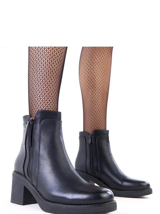 Botine cu toc Solea, Model 218812, Negru - material imitație de piele  Footbed pânză  Înălţimea carâmbului 20 cm Înălţimea tocului 7 cm