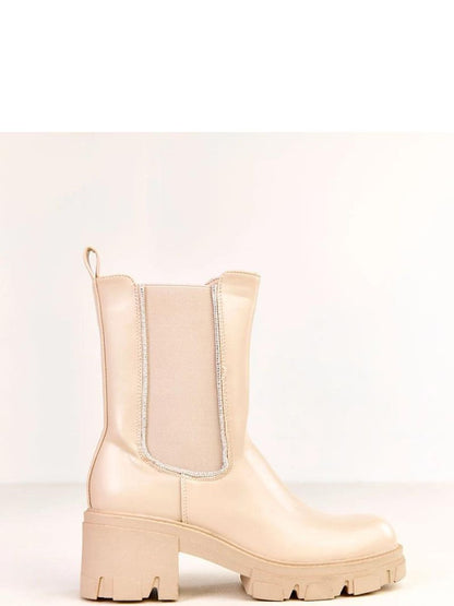 Botine cu toc Solea, Model 219632, Bej - material imitație de piele  Footbed pânză  Înălţimea carâmbului 18 cm Înălţimea tocului 6.5 cm