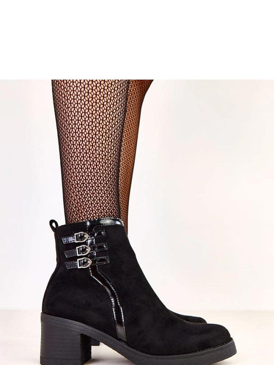 Botine cu toc Solea, Model 219961, Negru - material piele artificiala piele  Footbed pânză  Înălţimea carâmbului 11.5 cm Înălţimea tocului 7 cm