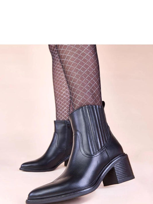 Botine cu toc Solea, Model 222368, Negru - material imitație de piele  Footbed pânză  Înălţimea carâmbului 13 cm Înălţimea tocului 7 cm