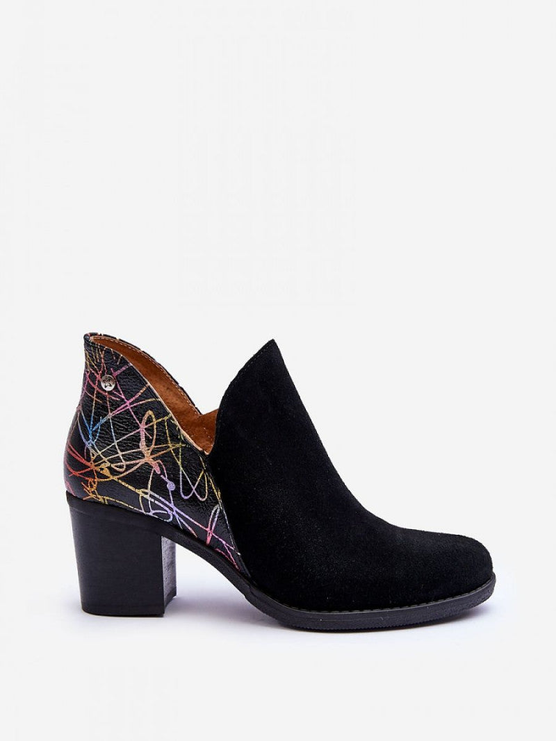 Botine cu toc Step in style, Model 183998, Negru - material piele nubuc naturală  Footbed piele naturala  Înălţimea carâmbului 10 cm Înălţimea tocului 10 cm