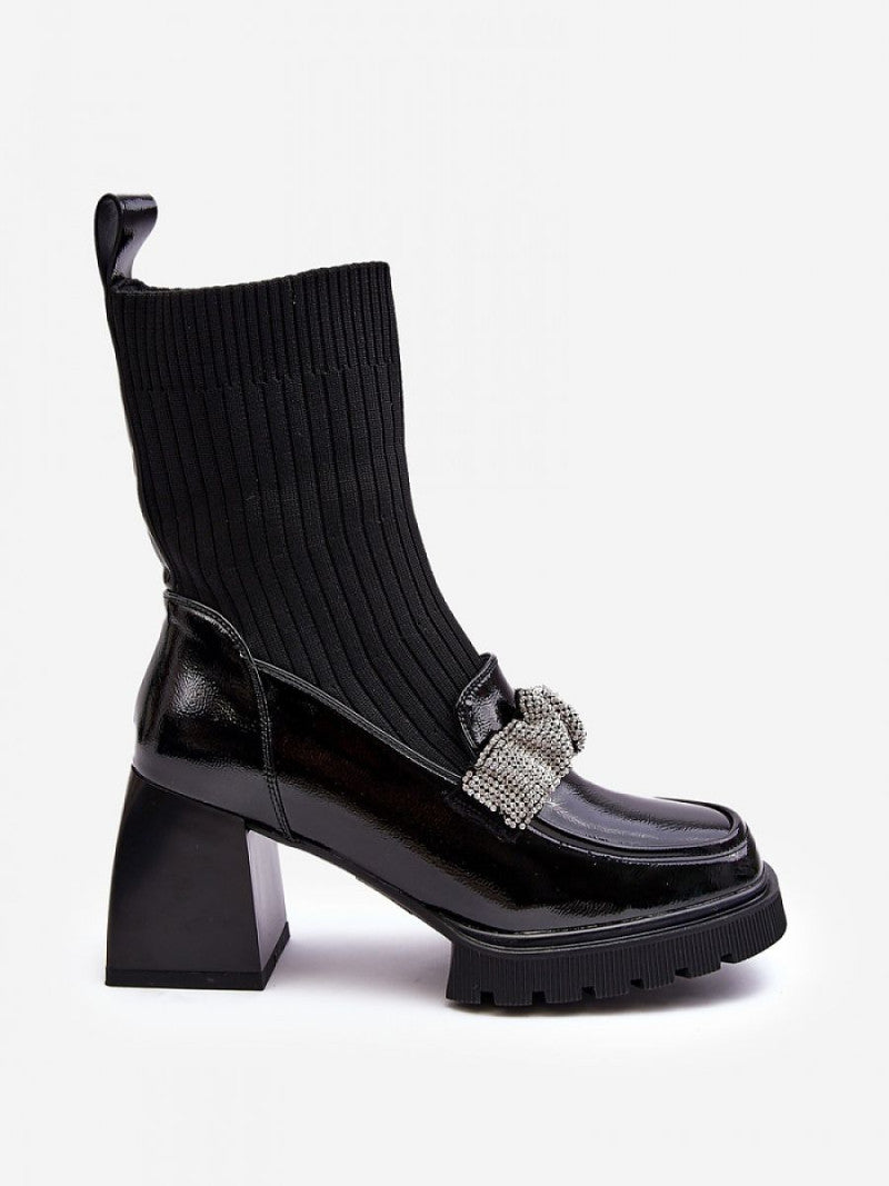 Botine cu toc Step in style, Model 187357, Negru - material imitație de piele  Footbed pătură de pantofi  Înălţimea carâmbului 18 cm Înălţimea tocului 8 cm