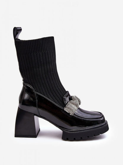 Botine cu toc Step in style, Model 187357, Negru - material imitație de piele  Footbed pătură de pantofi  Înălţimea carâmbului 18 cm Înălţimea tocului 8 cm