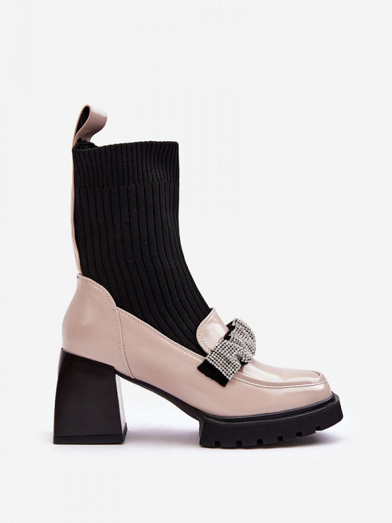 Botine cu toc Step in style, Model 187358, Bej - material imitație de piele  Footbed pătură de pantofi  Înălţimea carâmbului 18 cm Înălţimea tocului 8 cm