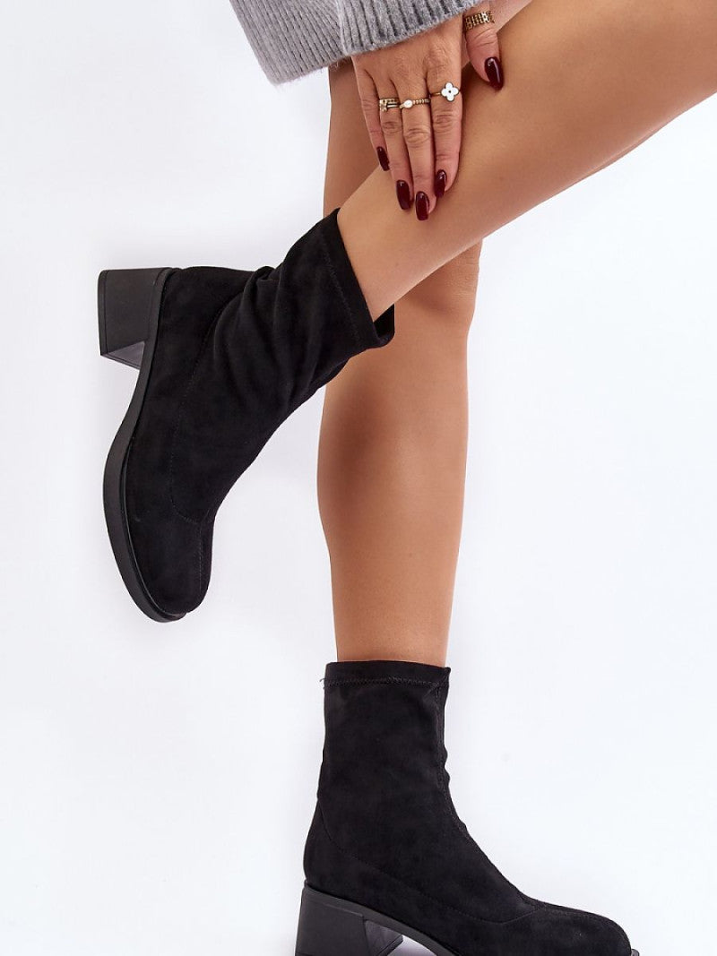 Botine cu toc Step in style, Model 189840, Negru - material piele artificiala piele  Căptușeală pătură de pantofi  Footbed pătură de pantofi  Înălţimea carâmbului 16 cm Înălţimea tocului 5 cm