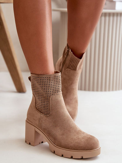 Botine cu toc Step in style, Model 199065, Bej - material piele artificiala piele  Footbed pătură de pantofi  Înălţimea carâmbului 15 cm Înălţimea tocului 8 cm