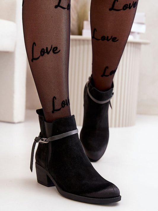 Botine cu toc Step in style, Model 199276, Negru - material piele naturală de căprioară  Căptușeală simțit  Footbed pânză  Înălţimea carâmbului 11.5 cm