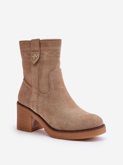 Botine cu toc Step in style, Model 201168, Bej - material piele artificiala piele  Footbed pătură de pantofi  Înălţimea carâmbului 16 cm Înălţimea tocului 7 cm