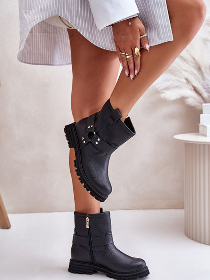 Botine cu toc Step in style, Model 201544, Negru - material piele naturala  Footbed piele naturala  Înălţimea carâmbului 15.5 cm Înălţimea tocului 7 cm