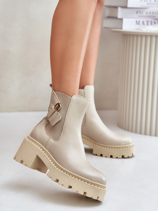 Botine cu toc Step in style, Model 202815, Bej - material piele naturala  Căptușeală simțit  Footbed pânză  Înălţimea carâmbului 15.5 cm Înălţimea tocului 6.5 cm Înălţimea platformei 3 cm