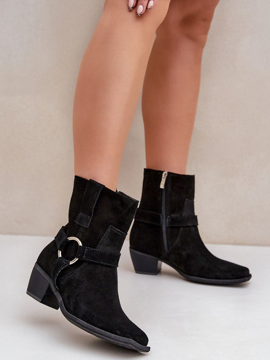 Botine cu toc Step in style, Model 203872, Negru - material piele naturală de căprioară  Footbed piele naturala  Înălţimea carâmbului 17 cm Înălţimea tocului 5.5 cm