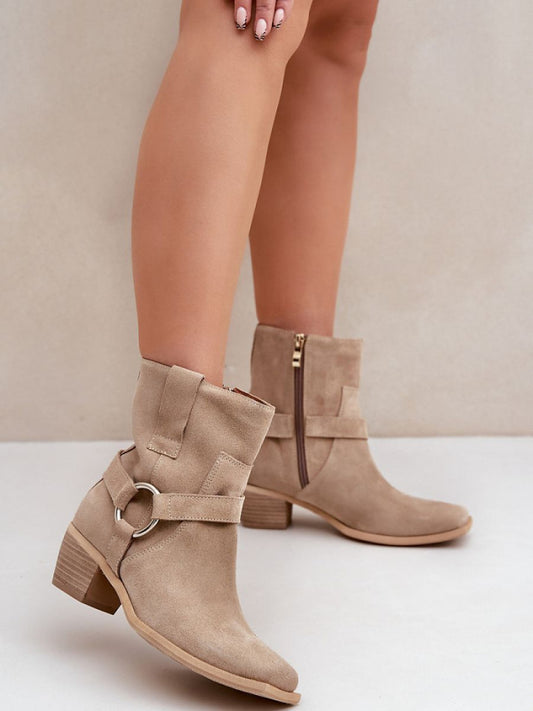 Botine cu toc Step in style, Model 203873, Bej - material piele naturală de căprioară  Footbed piele naturala  Înălţimea carâmbului 17 cm Înălţimea tocului 5.5 cm