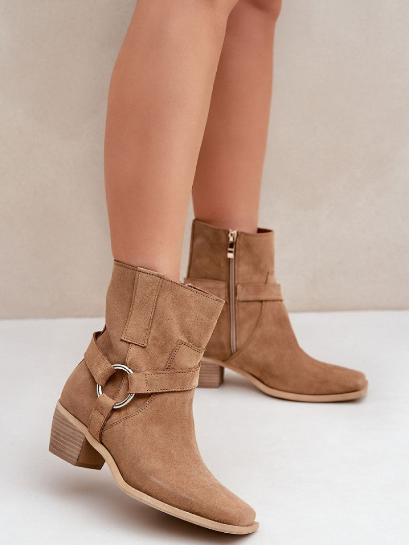 Botine cu toc Step in style, Model 203875, Bej - material piele naturală de căprioară  Footbed piele naturala  Înălţimea carâmbului 17 cm Înălţimea tocului 5.5 cm