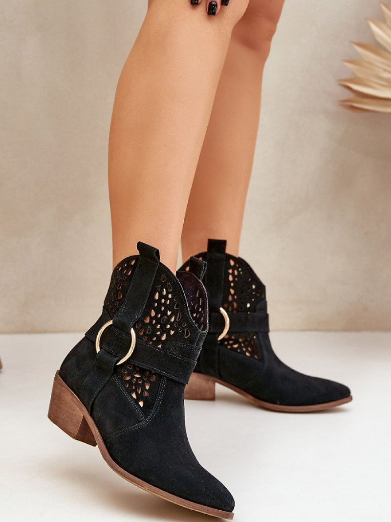 Botine cu toc Step in style, Model 206789, Negru - material piele naturală de căprioară  Footbed piele naturala  Înălţimea carâmbului 16.5 cm Înălţimea tocului 4.5 cm