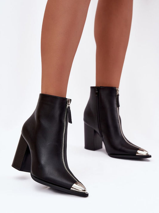 Botine cu toc Step in style, Model 217180, Negru - material imitație de piele  Footbed pânză  Înălţimea carâmbului 10.5 cm Înălţimea tocului 9 cm