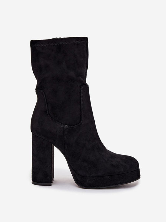 Botine cu toc Step in style, Model 218499, Negru - material piele artificiala piele  Căptușeală pânză  Footbed pătură de pantofi  Înălţimea carâmbului 20 cm Înălţimea tocului 11 cm